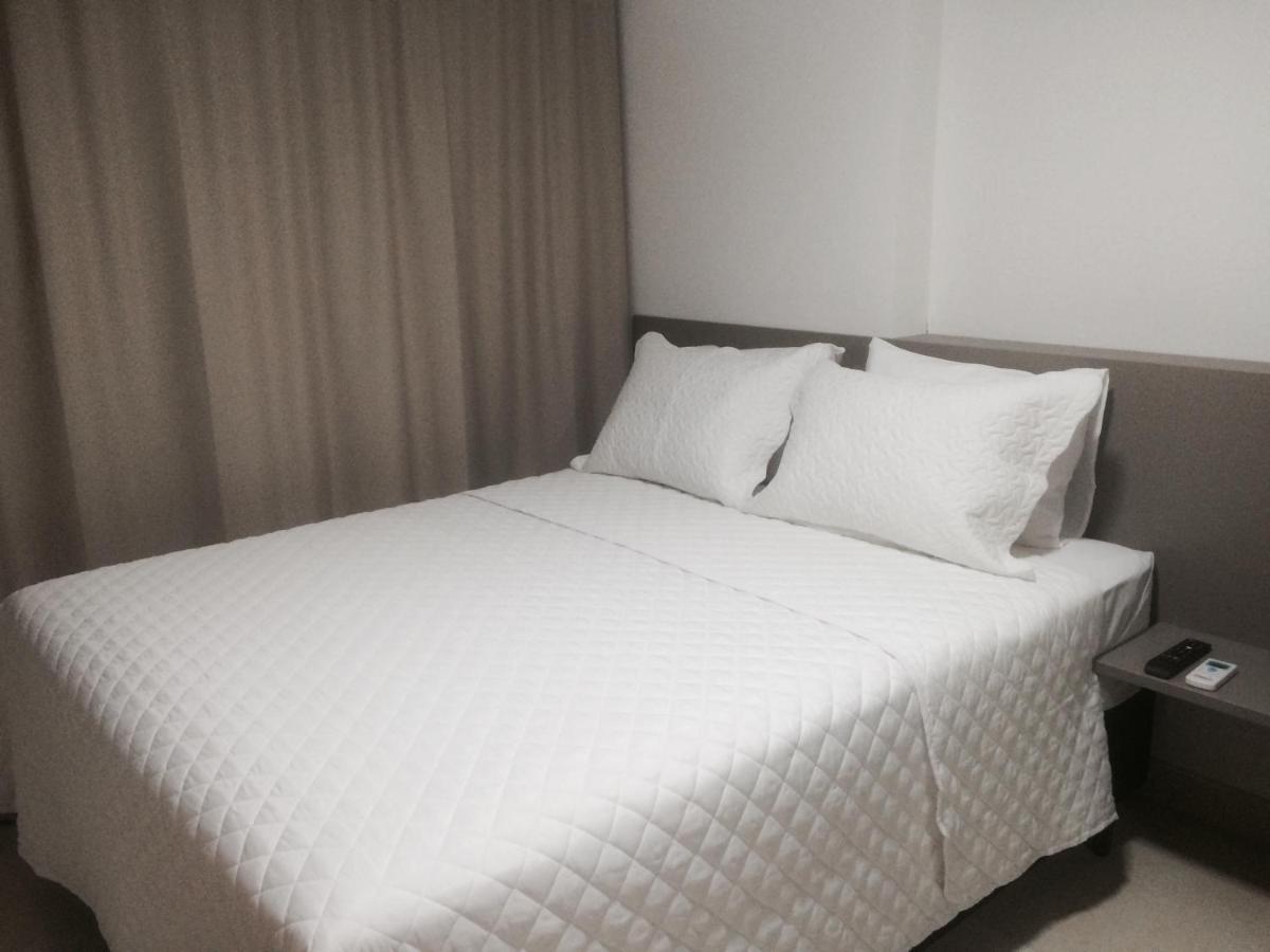 Manaira Apart Hotel Joao Pessoa Bagian luar foto